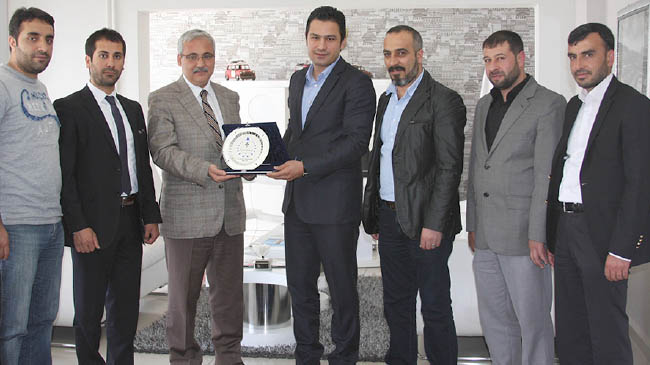 Güvençer`den tümsiad`a veda ziyareti