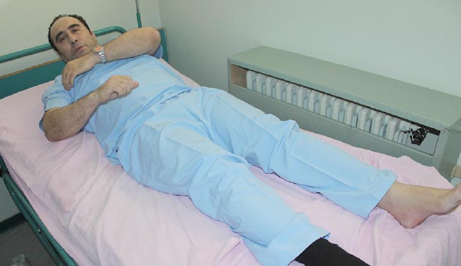 Hasta ölünce yakınları doktoru dövdü