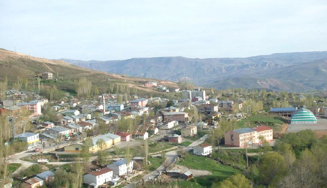 Ilçeyiz diyemiyorlar!