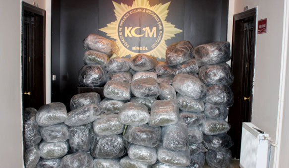 Kaçakçılara polis engeli