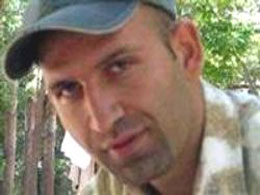 Kaçırılan memurun evinde endişeli bekleyiş