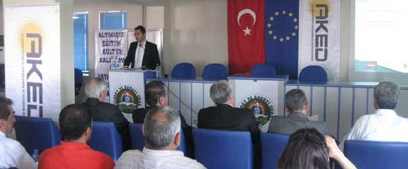 Kadın sorunlarına duyarlılık için toplantısı