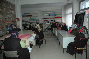 Kadınlara hukuk eğitimi