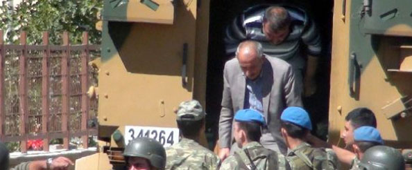 Karlıova`da 9 bdp`li tutuklandı