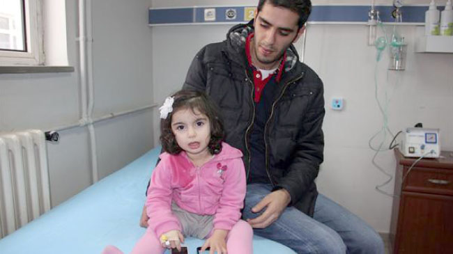 Kız çocuğu ölümden döndü