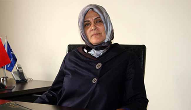 Meclis üyesi ertuğrul istifa etti