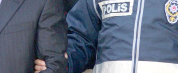 Montun kollarından esrar çıktı!