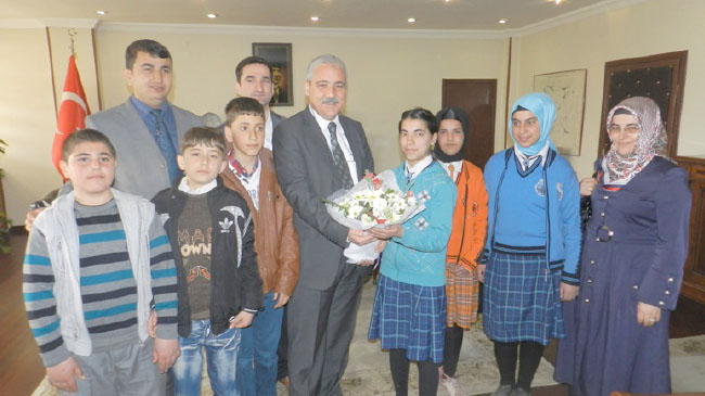 Öğrencilerden vali güvençer`e ziyaret