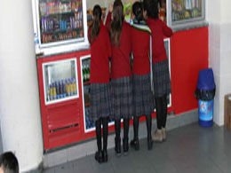 Okul kantinlerinde kola ve cips yasak