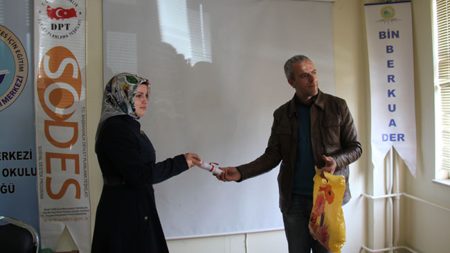 Sertifikalı güzellik uzmanı oldular