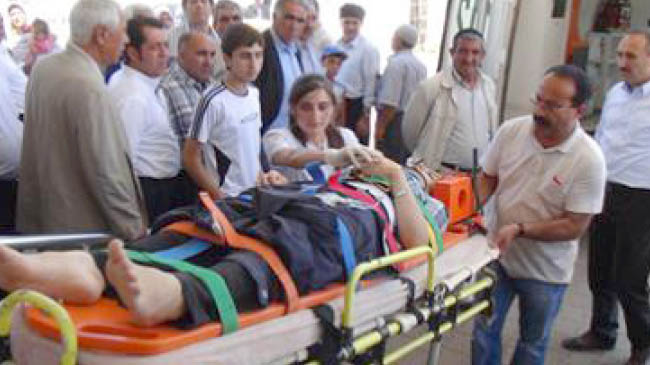 Solhan`da trafik kazası: 1 ölü 4 yaralı