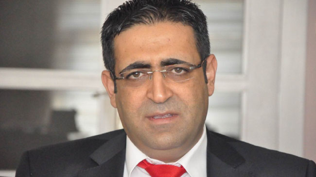 Taşeron işçilerin mağduriyetlerini sordu