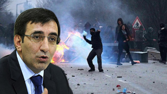 Taşla, sopayla protesto olmaz