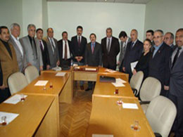 Toplantıya son defa başkanlık etti