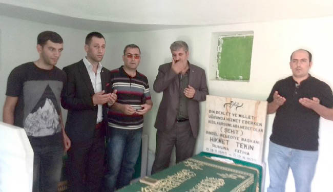 Ülkü ocakları tekin`i andı