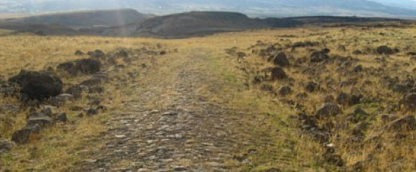 Urartu yolu tahrip edilmiş