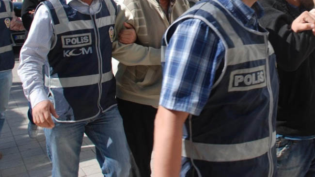 Uyuşturucu taciri ormanda yakalandı