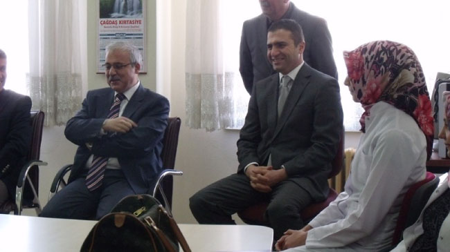 Vali güvençer: geleceğimizin teminatısınız