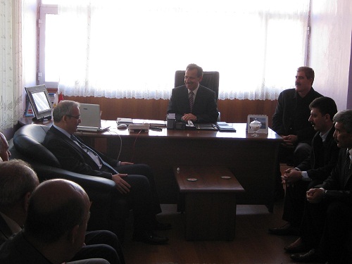 Vali güvençer`den iadeyi ziyaretler