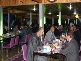 Vali güvençer`den kurum amirlerine yemek