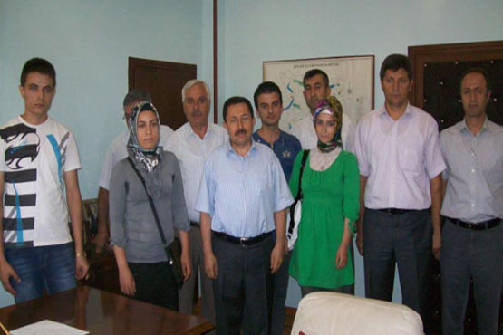 Vali`den lys birincilerine altın