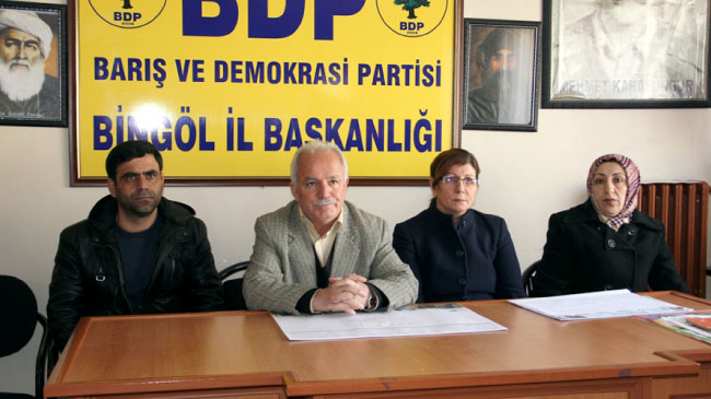 Yurtsever: korucu alımları sürece gölge düşürüyor