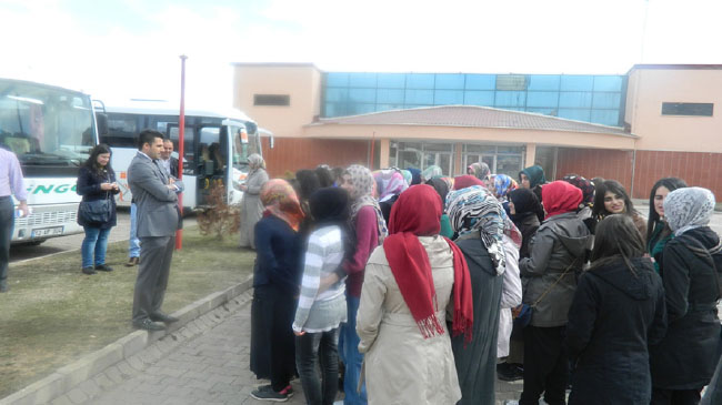 `YÜZ GÜLER YÜZ` YOLCULARI YOLA ÇIKTI