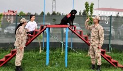Bingöl`de şehit çocuğu jandarmada unutulmaz bir gün geçirdi