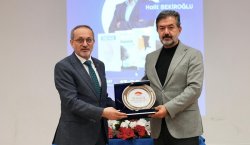 Bekiroğlu`ndan Gençlere: Kendinizi Arayın