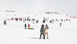 Hesarek`e ziyaretçi akını