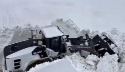 Yayladere`de iki metreyi bulan karla mücadele