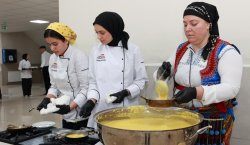 Genç şefler iftarda hünerlerini sergiledi