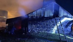 Bingöl`de odunluk yangını panik yarattı