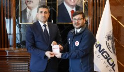 Başkan Arıkan`dan TDV`ye Kurban Bağışı