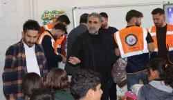 İstanbul`dan Bingöl`e gönül köprüsü: Yayla YBO öğrencilerine destek